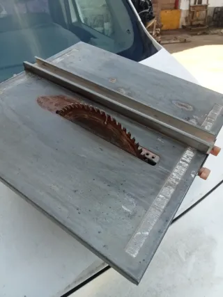 Mesa de corte para madera