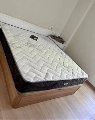 Canapé abatible con colchones Viscoelastica