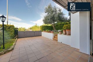 Casa pareada en venta en Montjuïc en Girona