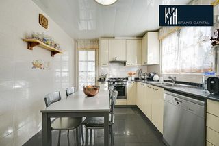 Casa pareada en venta en Montjuïc en Girona