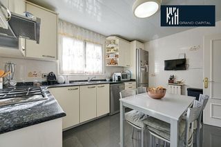 Casa pareada en venta en Montjuïc en Girona