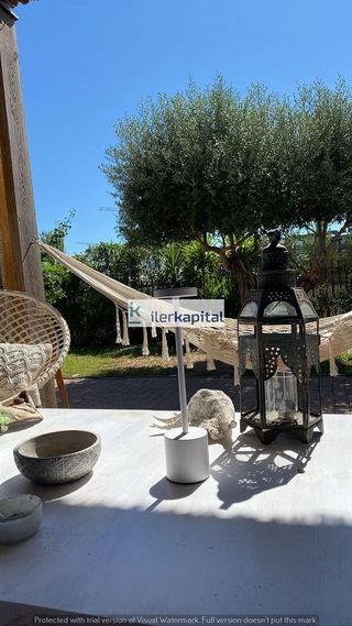 Chalet en venta en Joc de la Bola - Camps d'Esports - Ciutat Jardí - Montcada en Lleida