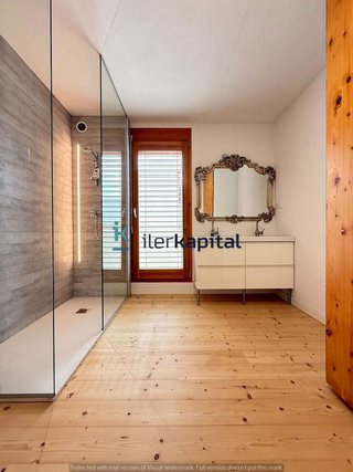 Chalet en venta en Joc de la Bola - Camps d'Esports - Ciutat Jardí - Montcada en Lleida
