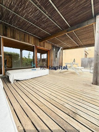Chalet en venta en Joc de la Bola - Camps d'Esports - Ciutat Jardí - Montcada en Lleida