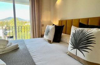 Casa adosada en alquiler en Lomas de Marbella Club - Puente Romano en Marbella