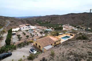 Casa en venta en Oria