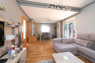 Chalet en venta en Capellanía - Retamar en Alhaurín de la Torre