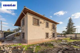 Chalet en venta en Gójar