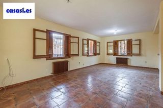 Chalet en venta en Gójar
