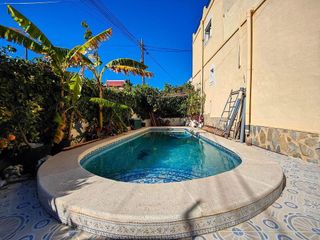 Casa adosada en venta en San Miguel de Salinas