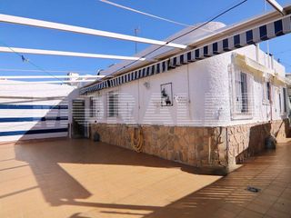 Chalet en venta en Puerto de Mazarrón en Mazarrón