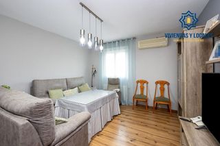 Casa pareada en venta en Zubia (La)