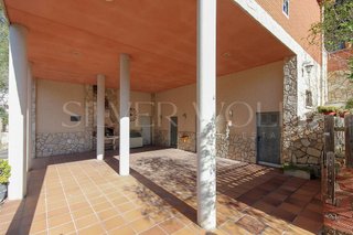 Chalet en venta en Vallirana