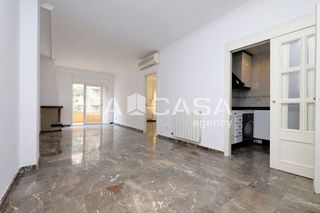 Piso en venta en Vilapicina i la Torre Llobeta en Barcelona