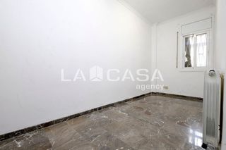 Piso en venta en Vilapicina i la Torre Llobeta en Barcelona