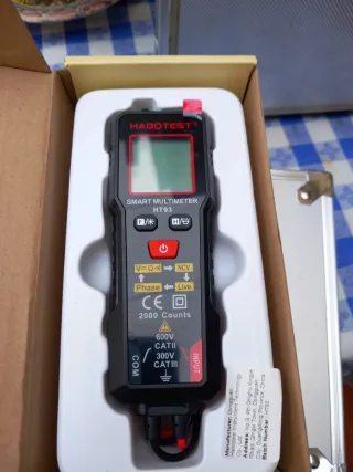 Multímetro Digital Automático mira perfil