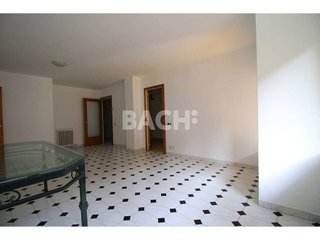 Piso en venta en Remei-Montseny-La Guixa en Vic