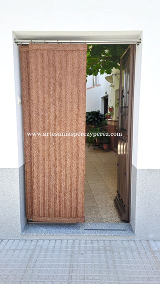 Paneles correderos de esparto natural