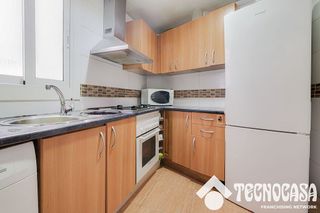 Piso en venta en Artigas - Llefià en Badalona
