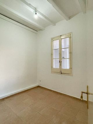 Piso en venta en Sants en Barcelona