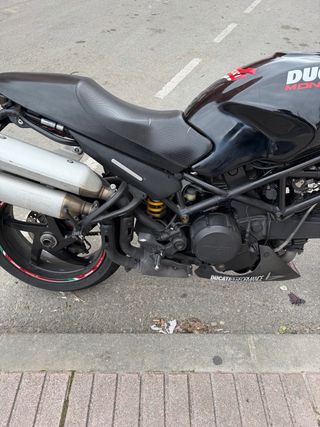 Ducati Monster S2R 800 2005 Negra