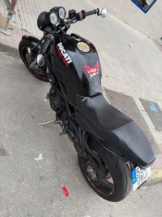 Ducati Monster S2R 800 2005 Negra