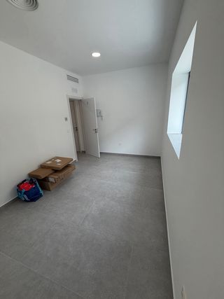 Alquilo locales comerciales en mojacar