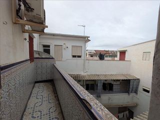 Piso en venta en Linares