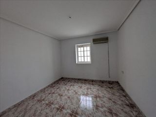 Piso en venta en Linares