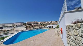 Piso en venta en Cala de Finestrat en Finestrat