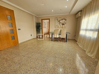 Piso en venta en Torrefiel en Valencia