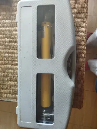 Telescopio Zeus Mod TZ-525 con trípode y accesorio