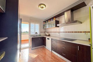 Piso en venta en El Ingenio en Almería