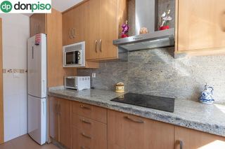 Piso en venta en Zubia (La)