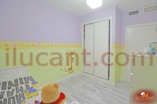 Piso en venta en Los Ángeles en Alicante