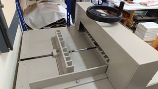 Guillotina Ideal 5210