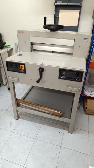 Guillotina Ideal 5210