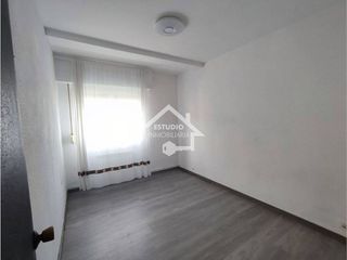 Piso en venta en Portillejo - Valdegastea en Logroño