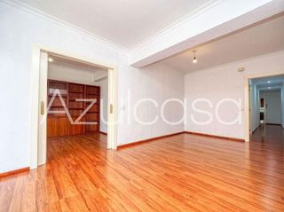 Piso en venta en Ensanche - Diputación en Alicante