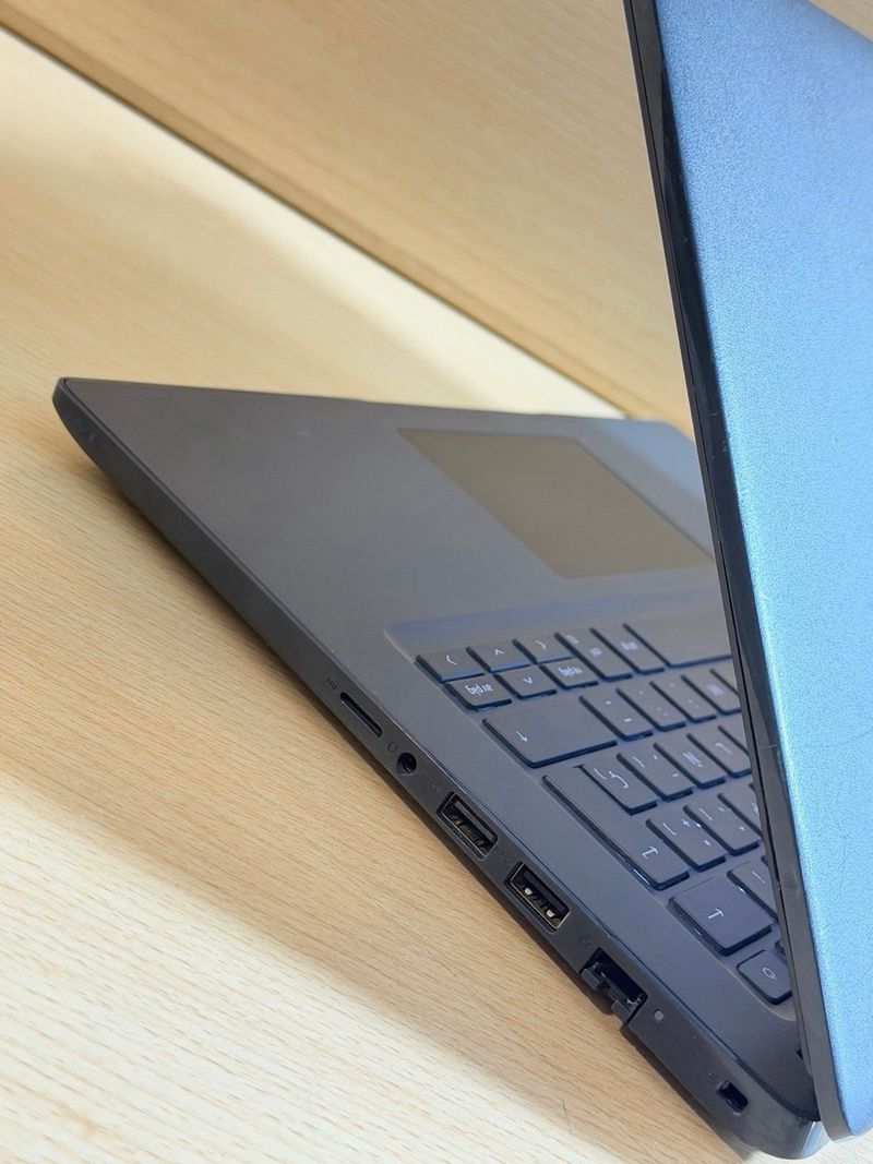 Dell Latitude 3410 i3 / 8Gb / 256Gb afbeelding 6