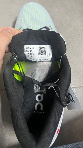 Deportivas ON Running Blancas y Verdes