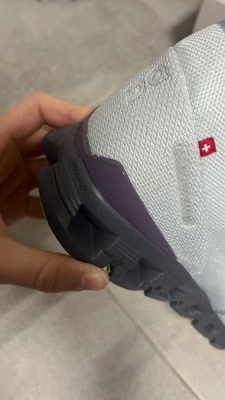 Deportivas ON Running Blancas y Verdes