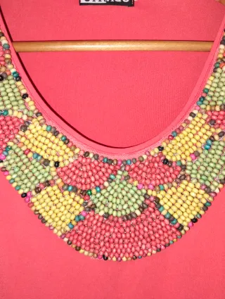 Camiseta STRAGO señora cuello pedrería