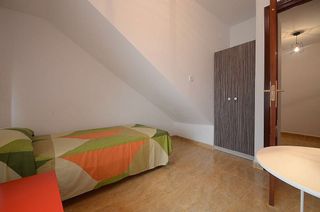 Piso en alquiler en Plaza de Toros - Santa Rita en Almería