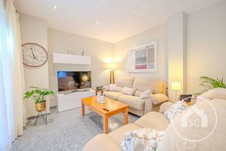 Chalet en venta en Elda