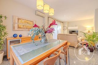 Chalet en venta en Elda