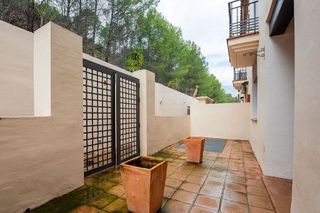 Casa adosada en venta en Benahavís