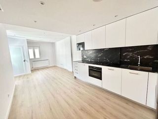 Piso en alquiler en Paseo Constitución - Las Damas en Zaragoza