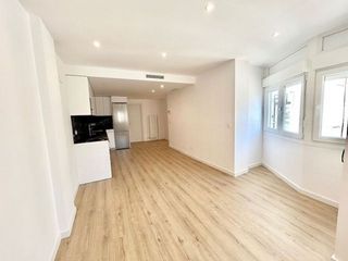 Piso en alquiler en Paseo Constitución - Las Damas en Zaragoza