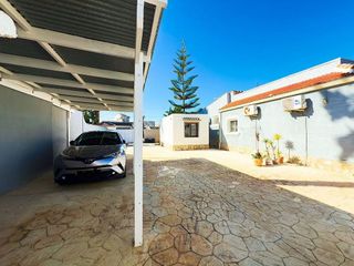 Chalet en venta en La Siesta - El Salado - Torreta en Torrevieja